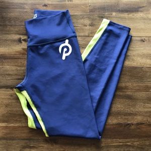 Like new navy blue with yellow strip Peloton leggings size large